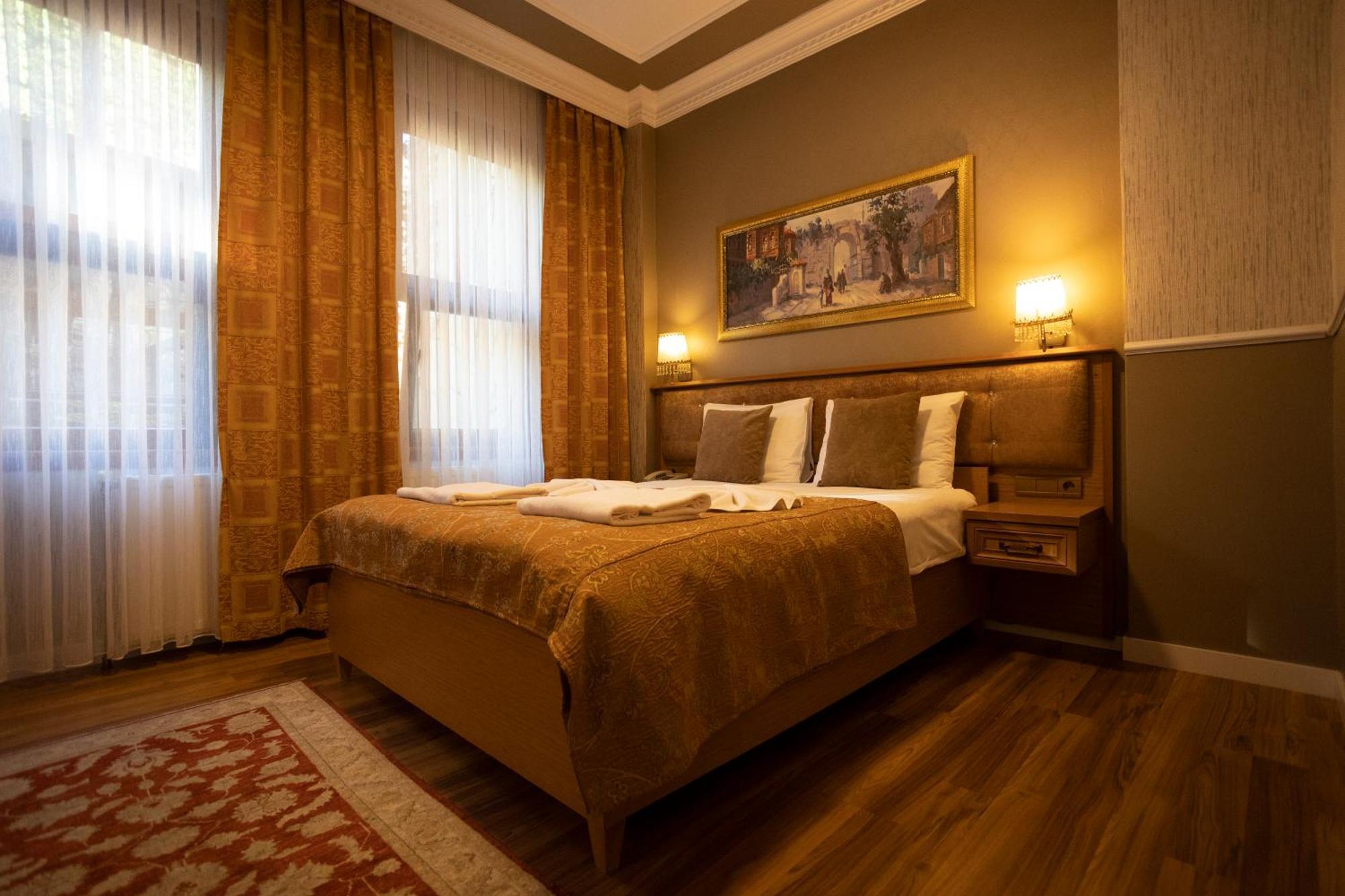 Tashkonak Studio Suites Istanbul Exterior photo