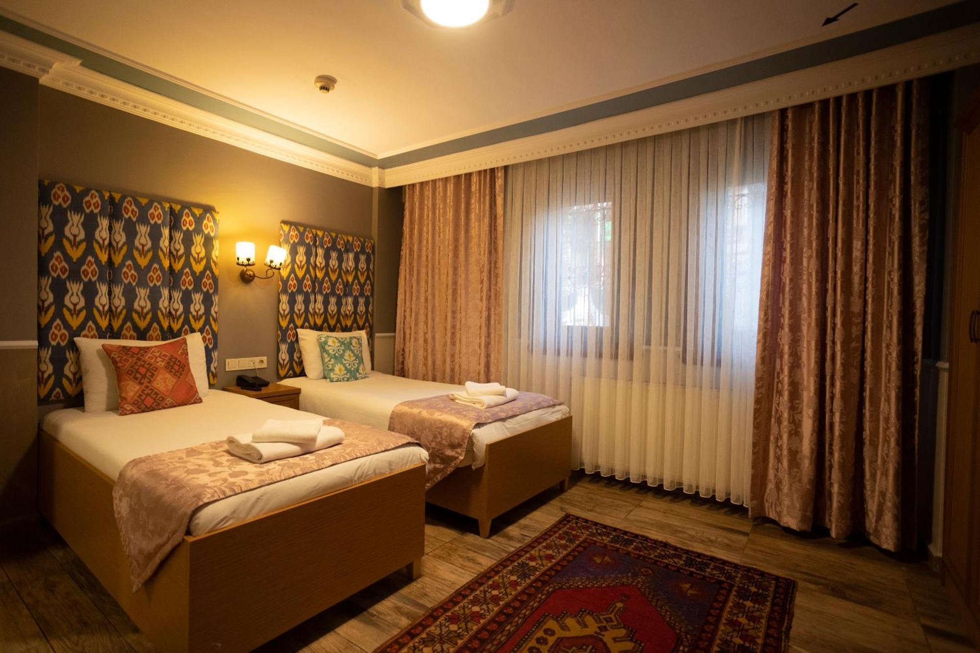 Tashkonak Studio Suites Istanbul Exterior photo