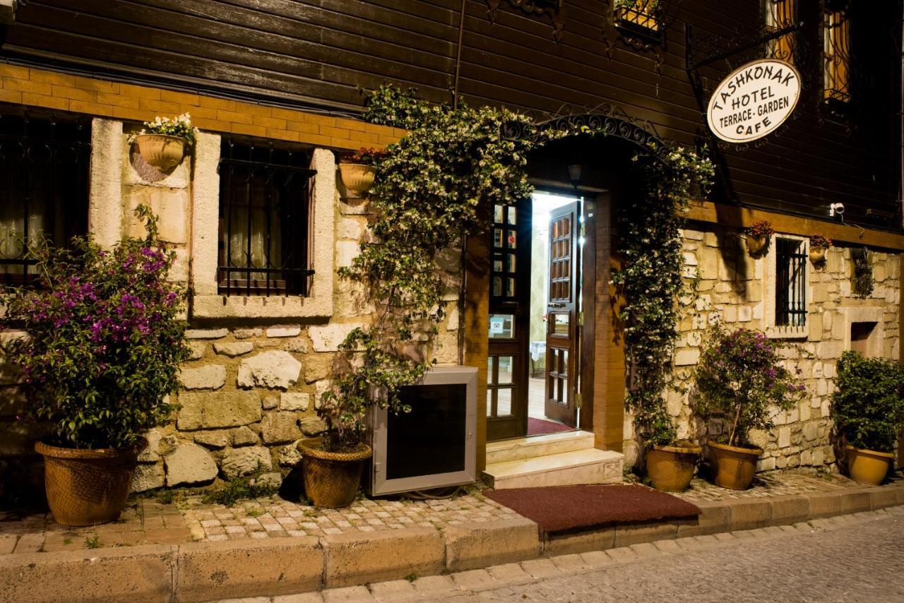 Tashkonak Studio Suites Istanbul Exterior photo